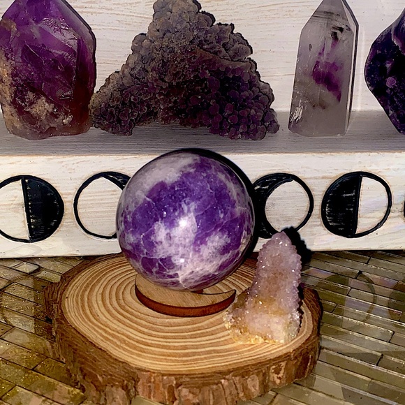 Lepidolite Crystal Ball - Picture 1 of 4